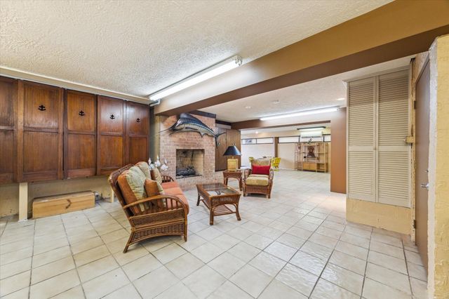 2414 Baycrest Drive, Houston, TX 77058
