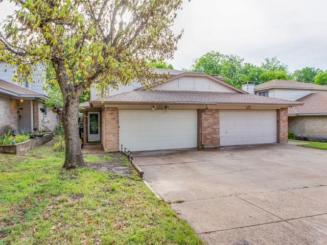 121 - 123 Allencrest Drive, White Settlement, TX 76108