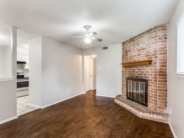 121 - 123 Allencrest Drive, White Settlement, TX 76108