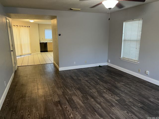 7 Latrobe Post, San Antonio, TX 78240