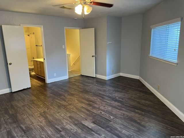 7 Latrobe Post, San Antonio, TX 78240