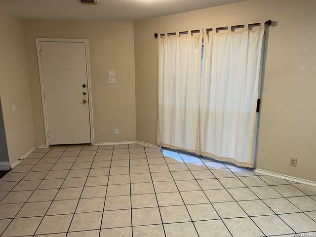 7 Latrobe Post, San Antonio, TX 78240