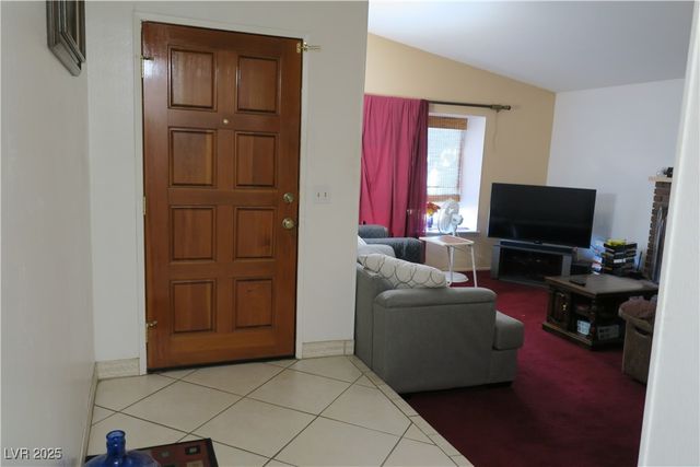 6824 Calella Drive, Las Vegas, NV 89103