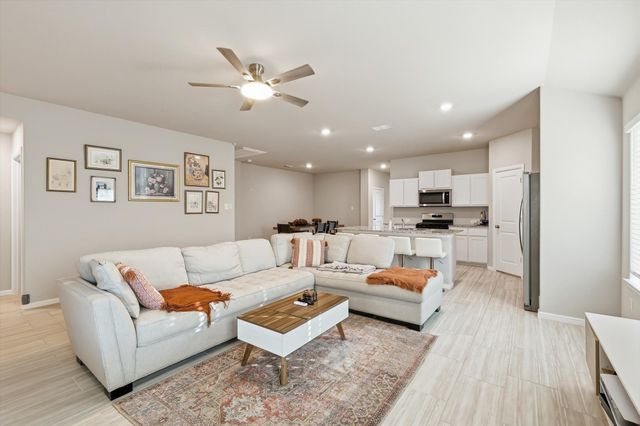 5344 Flannel Lane, Krum, TX 76249