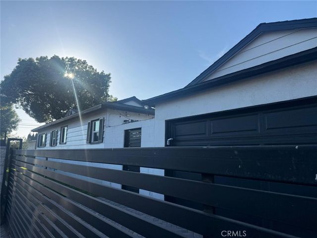 8102 Willis, Panorama City, CA 91402