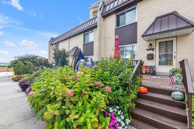 216-16 17th Avenue TH56, Bayside, NY 11360