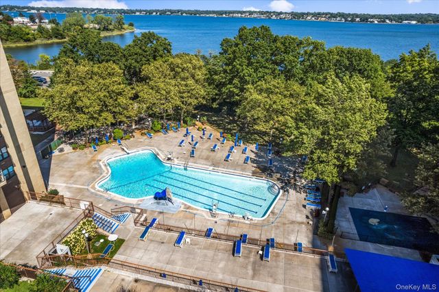 216-16 17th Avenue TH56, Bayside, NY 11360