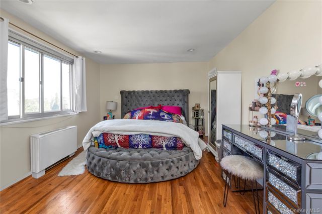 216-16 17th Avenue TH56, Bayside, NY 11360