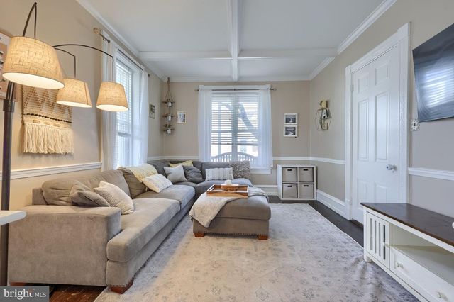 14 W ORANGE ST, Lititz, PA 17543