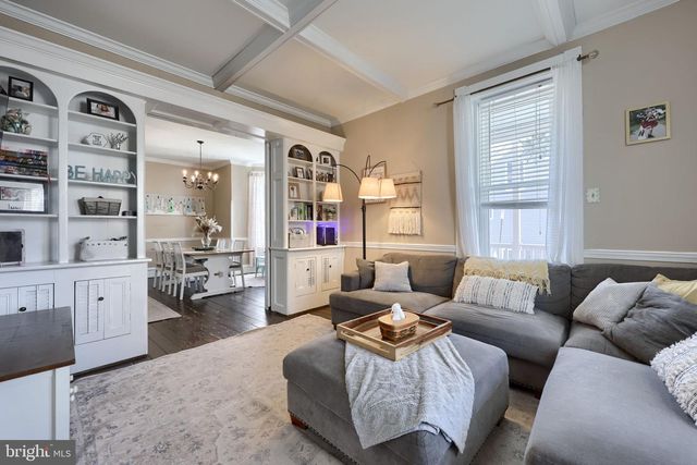 14 W ORANGE ST, Lititz, PA 17543