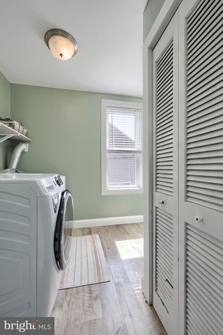 14 W ORANGE ST, Lititz, PA 17543