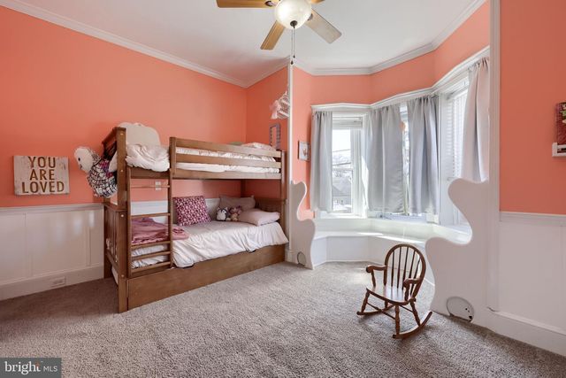 14 W ORANGE ST, Lititz, PA 17543
