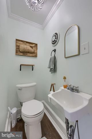 14 W ORANGE ST, Lititz, PA 17543