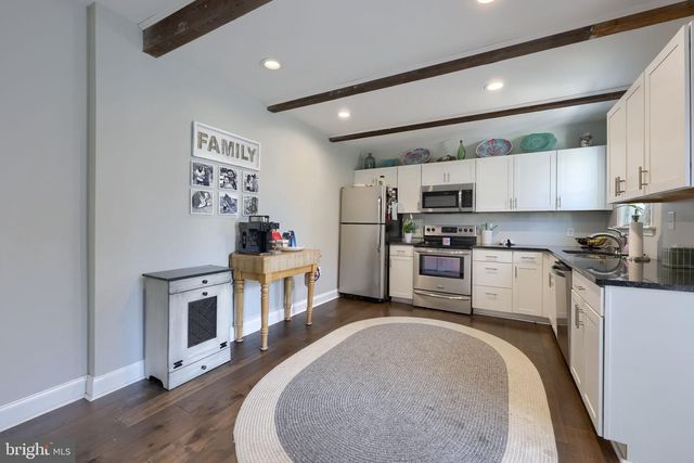 14 W ORANGE ST, Lititz, PA 17543