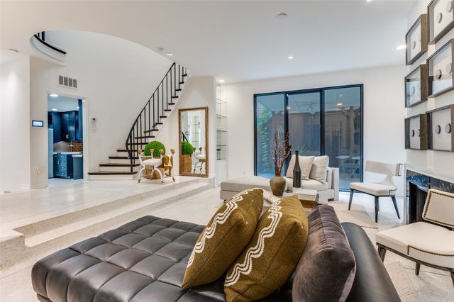 3717 Prescott Avenue, Dallas, TX 75219