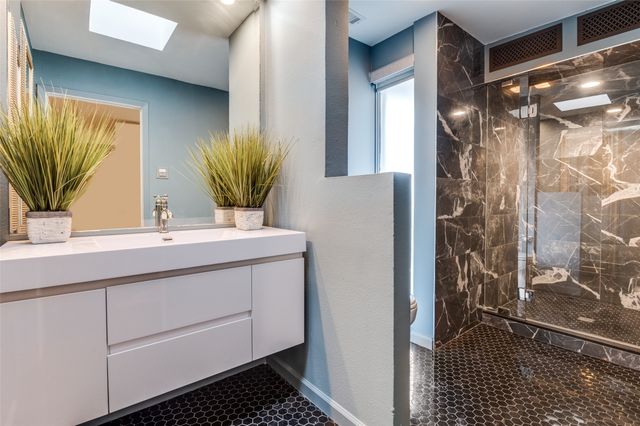 3717 Prescott Avenue, Dallas, TX 75219