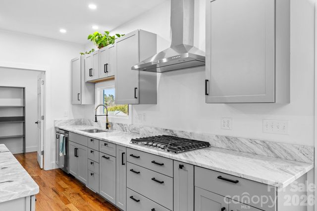 115 Nader Avenue, Weaverville, NC 28787