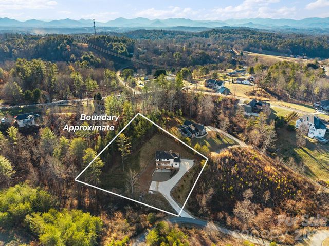 115 Nader Avenue, Weaverville, NC 28787