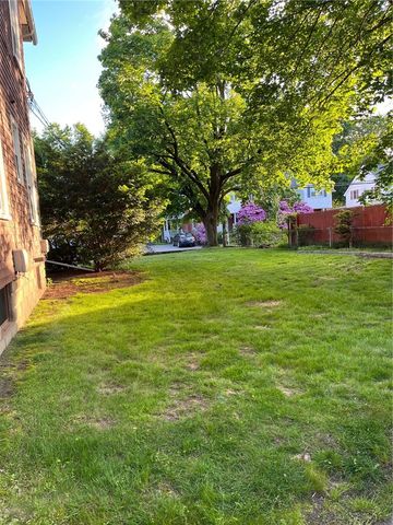 71 Chapel Street 2, Lincoln, RI 02865