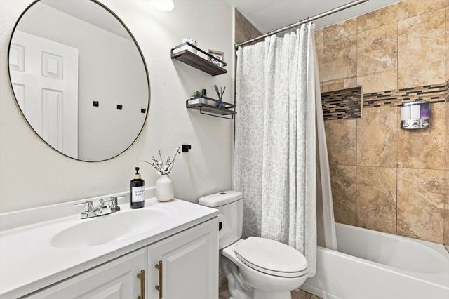 6203 Big Springs Drive, Arlington, TX 76001