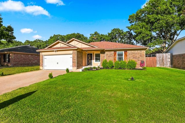 6203 Big Springs Drive, Arlington, TX 76001