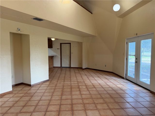 119 County Road 324, Alice, TX 78332
