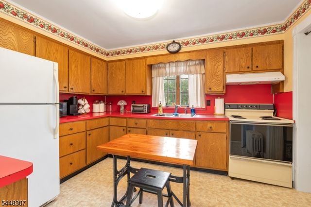 118 Claremont Rd, Bernardsville Boro, NJ 07924