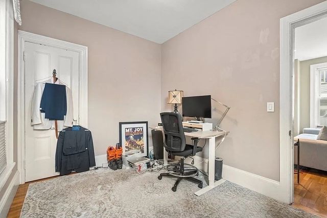 271 K St 1, Boston, MA 02127