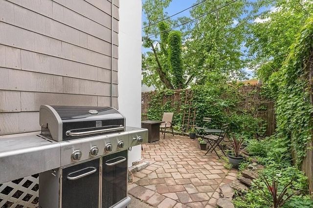 271 K St 1, Boston, MA 02127