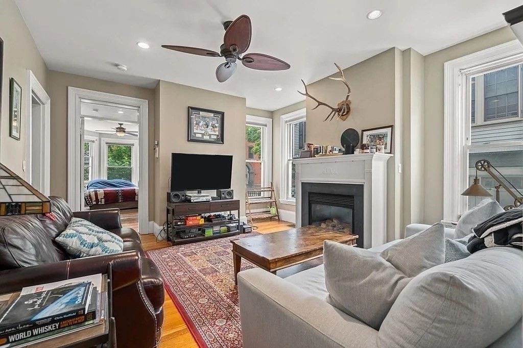 271 K St 1, Boston, MA 02127