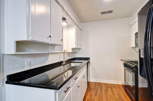 208 Rolling Hills Drive, Aledo, TX 76008