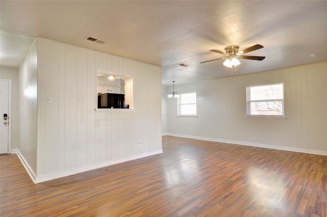 208 Rolling Hills Drive, Aledo, TX 76008