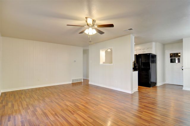 208 Rolling Hills Drive, Aledo, TX 76008