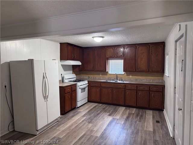 24 Arkansas Street, Van Buren, AR 72956