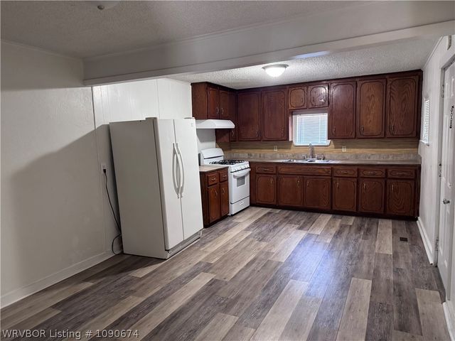 24 Arkansas Street, Van Buren, AR 72956