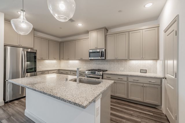 8584 Dynasty Lane, Frisco, TX 75034