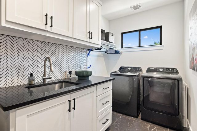 223 Golden Bear DR, Austin, TX 78738