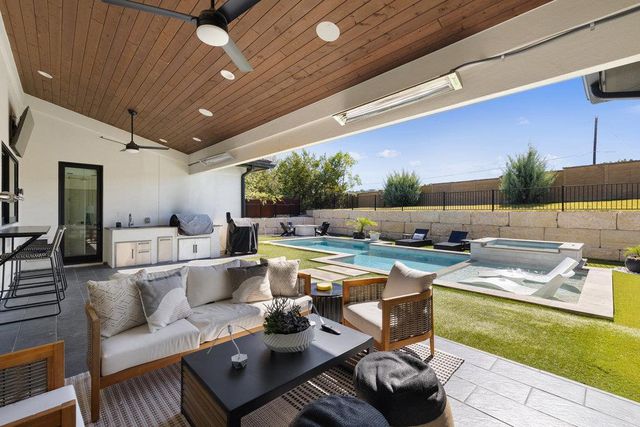 223 Golden Bear DR, Austin, TX 78738