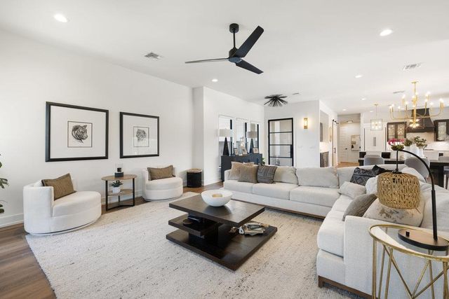 223 Golden Bear DR, Austin, TX 78738