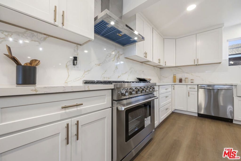 Image 14 of property listing at 19203 Galway Avenue, Carson, CA 90746