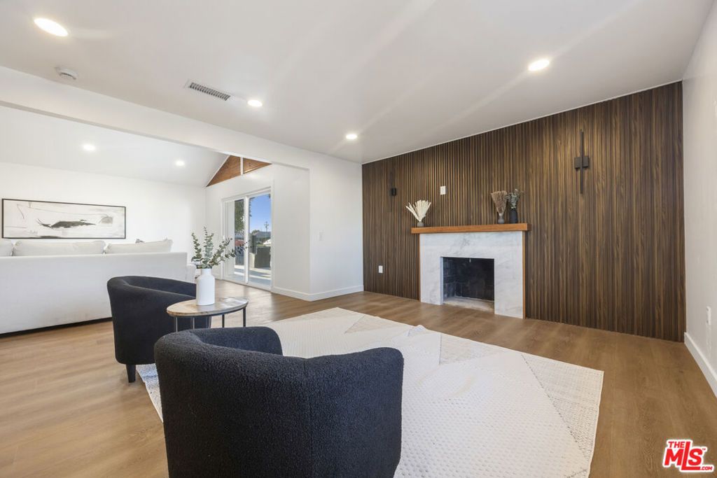 Image 29 of property listing at 19203 Galway Avenue, Carson, CA 90746