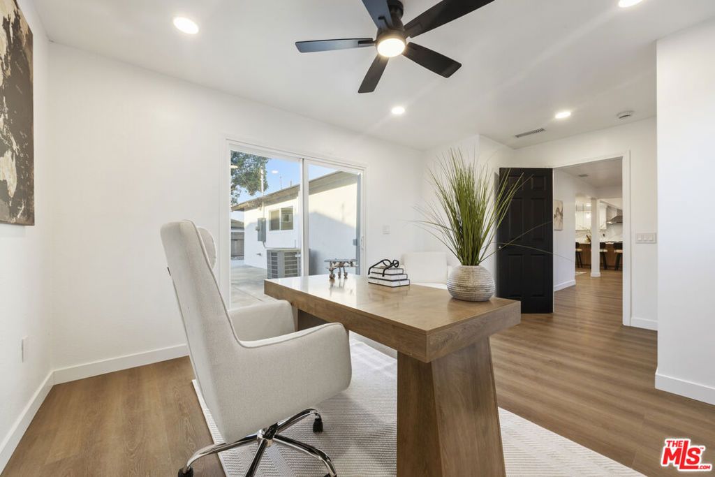 Image 41 of property listing at 19203 Galway Avenue, Carson, CA 90746