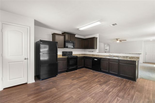 144 Continental Avenue, Liberty Hill, TX 78642