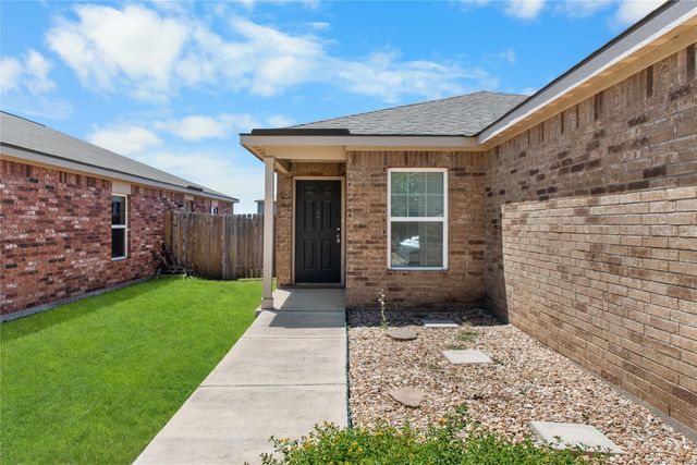 144 Continental Avenue, Liberty Hill, TX 78642
