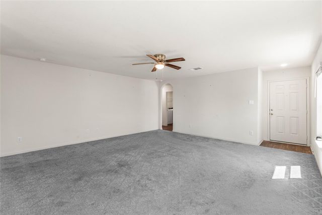 144 Continental Avenue, Liberty Hill, TX 78642