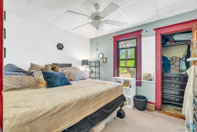 4207 Pine Grove Avenue, Fort Gratiot, MI 48059