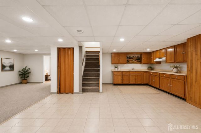 73 Nystrom Trail, Old Bridge, NJ 07747