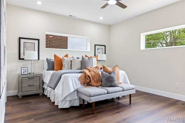 4209 Norfolk Avenue, St Louis, MO 63110