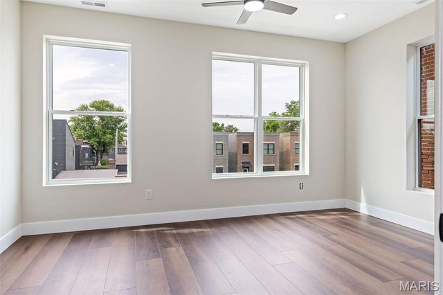 4209 Norfolk Avenue, St Louis, MO 63110