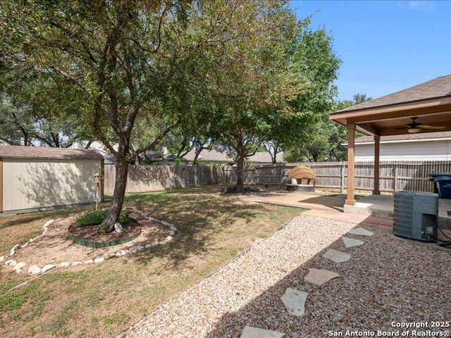 8031 Ferndale Oaks, San Antonio, TX 78249